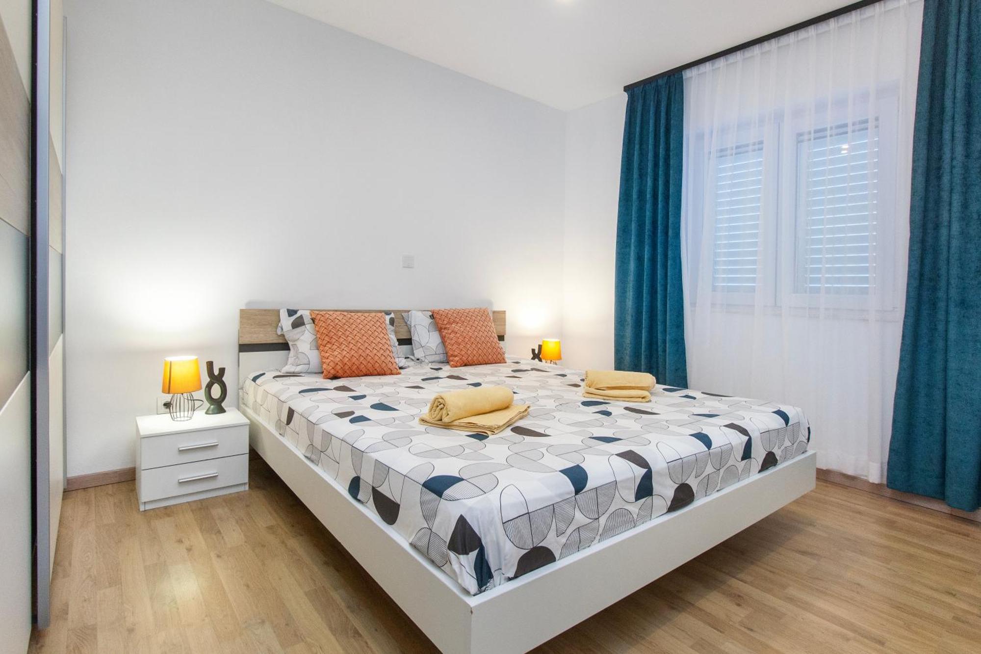 Villa Dalmatian Child With Swimming Pool, Close To The Beach Vinišće Exterior foto